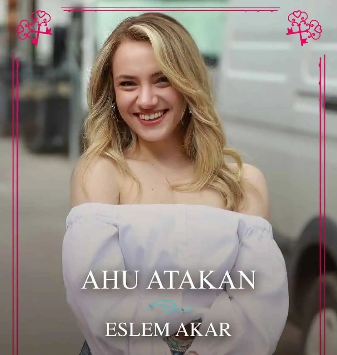 Çift kişilik oda dizisi oyuncu kıyafetleri kombini