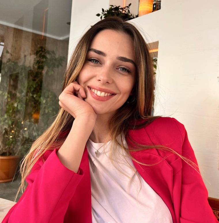 Aşk ve Gözyaşı dizisi oyuncuları kimler