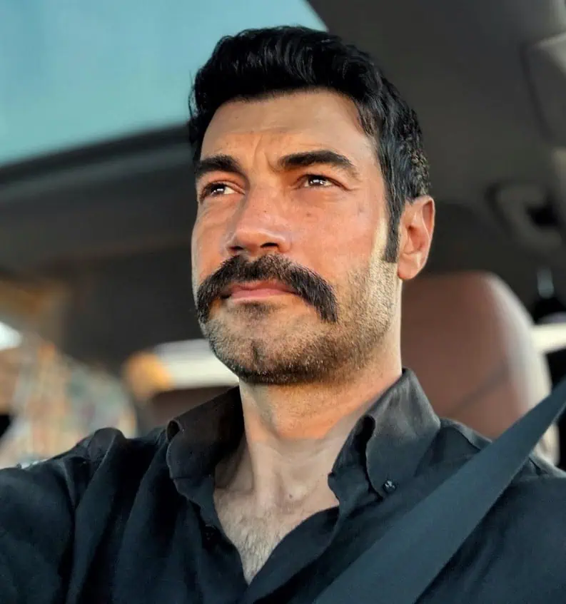 Murat Ünalmış Yankı İkinci Perde Dizi Oyuncu kadrosunda
