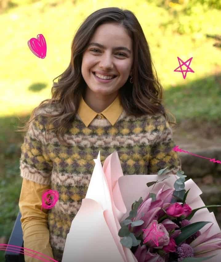 Taşacak bu Deniz Eleni'nin giydiği kazak markası