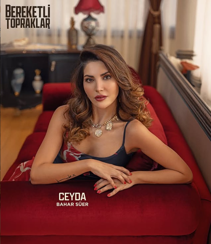 Bereketli Topraklar Dizisi Ceyda Kıyafetleri
